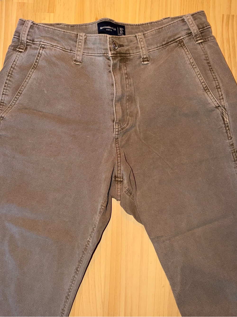 Abercrombie & Fitch Tan Cargo Pants - Men's